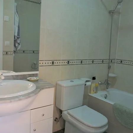 Adelfas Apartment *