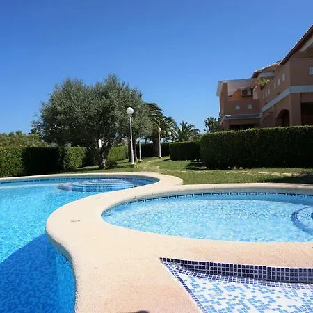 Apartment Adelfas *