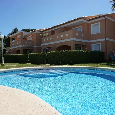 Adelfas Apartment